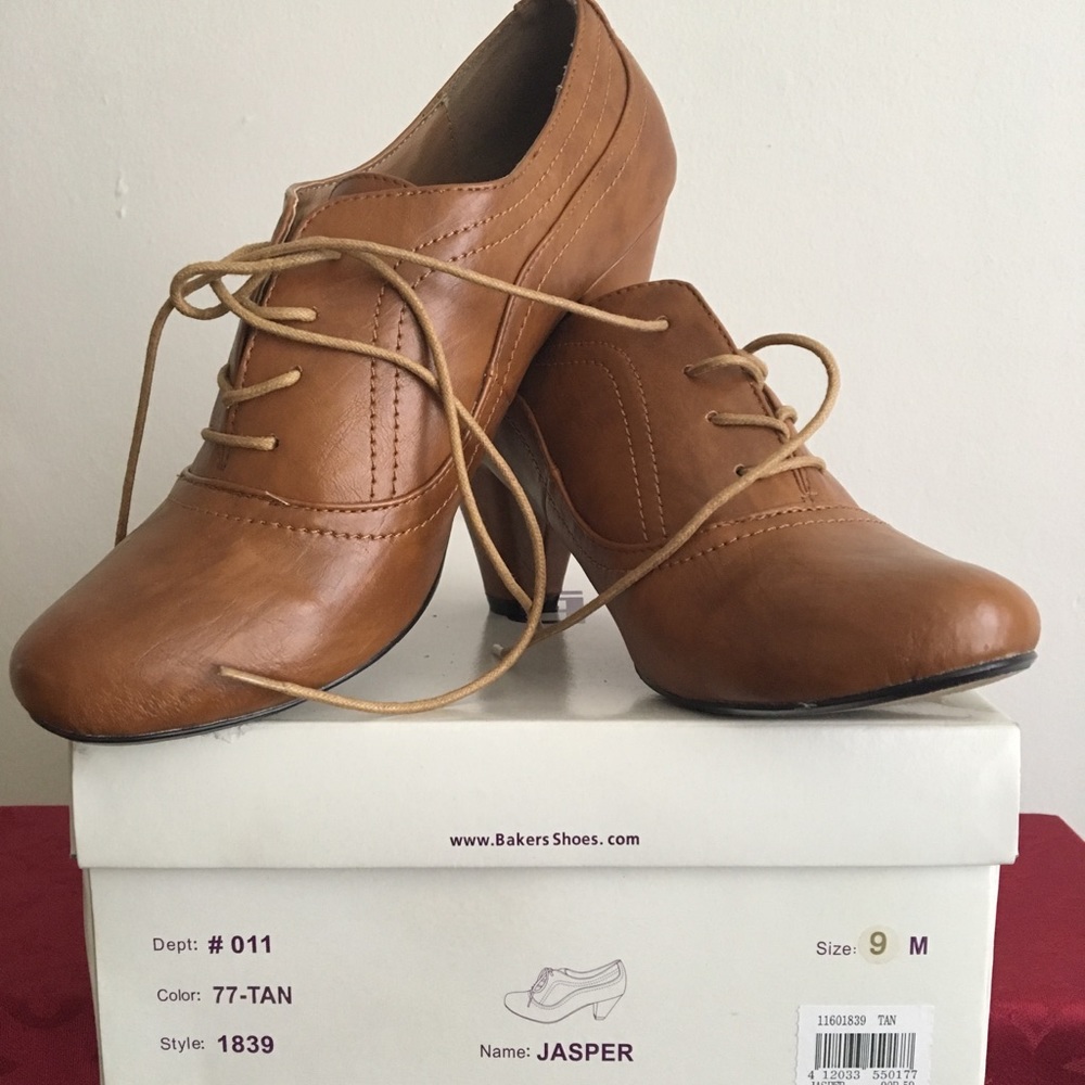 Bakers ankle boot
